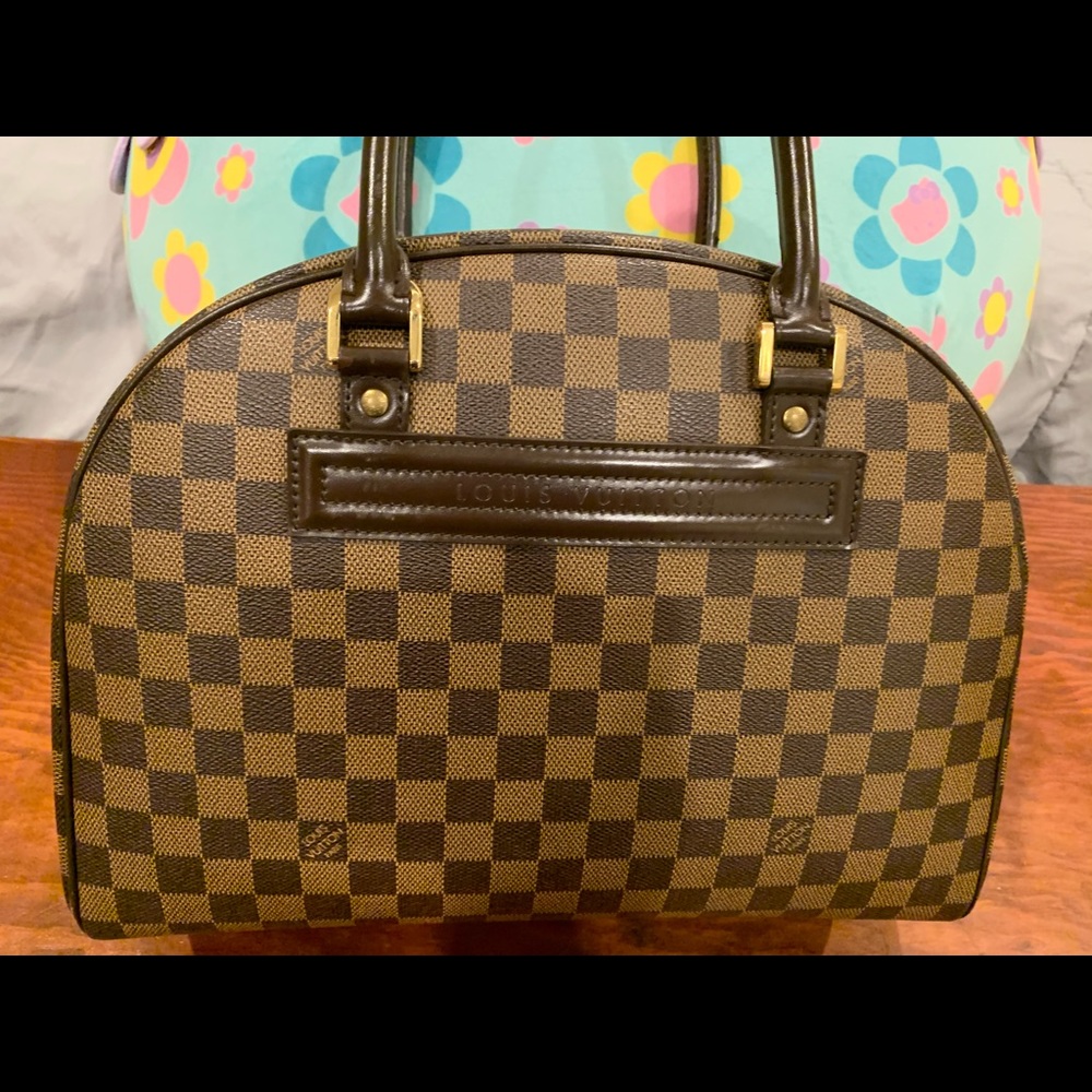 Sale/Louis Vuitton nolita damier ❤️❤️ - Picture 3 of 16